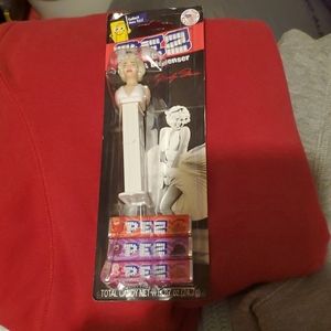 Marilyn Monroe Pezz Dispenser in box unopened